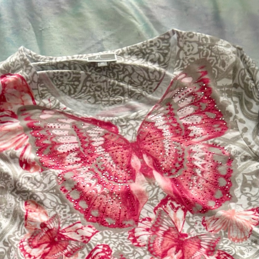 XL Gauzy bead-glitter butterfly blouse.